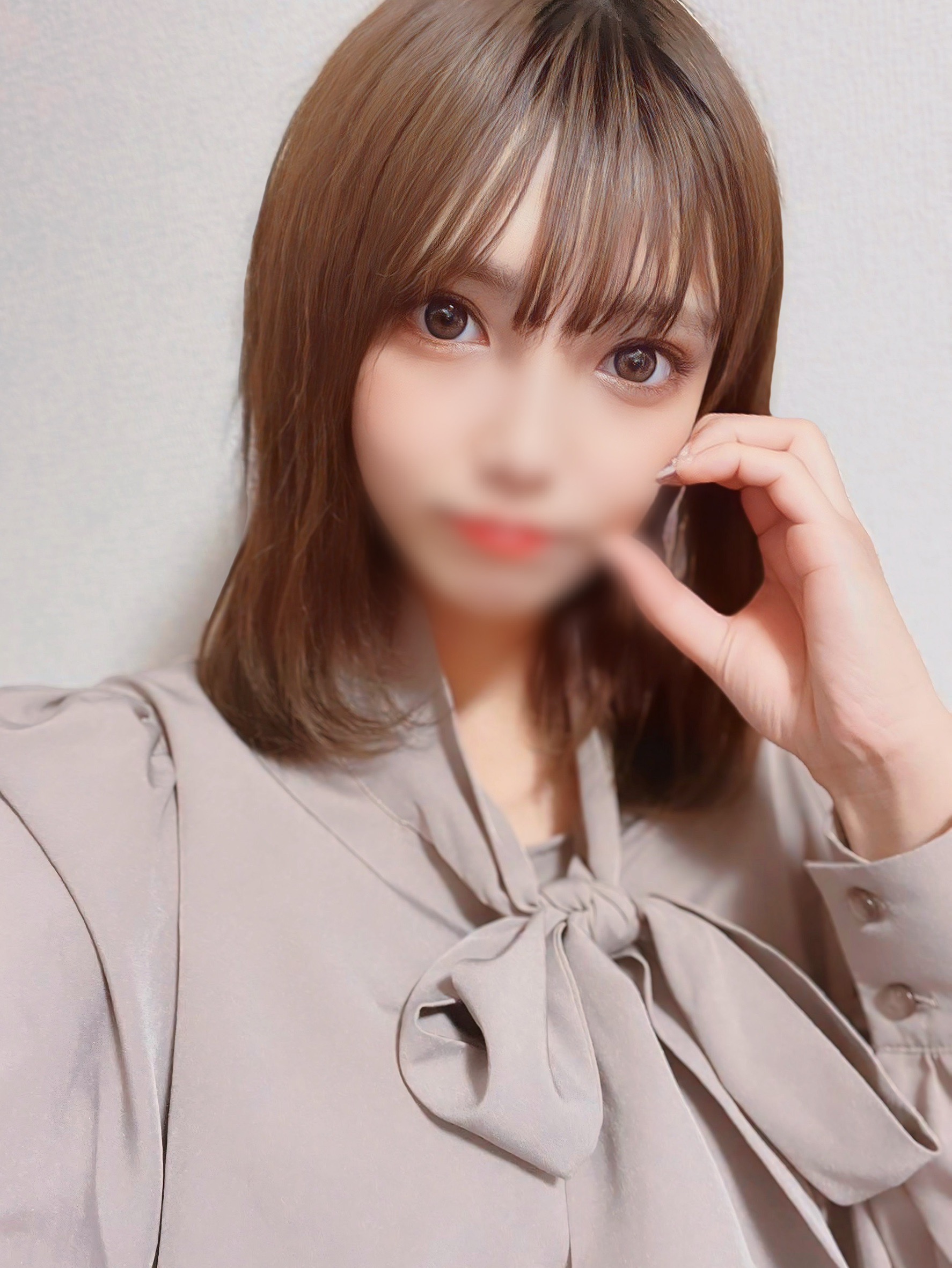 新人　ゆりか