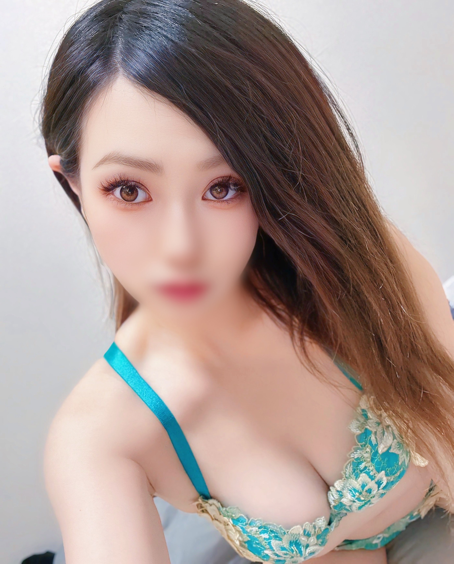 新人　そのみ